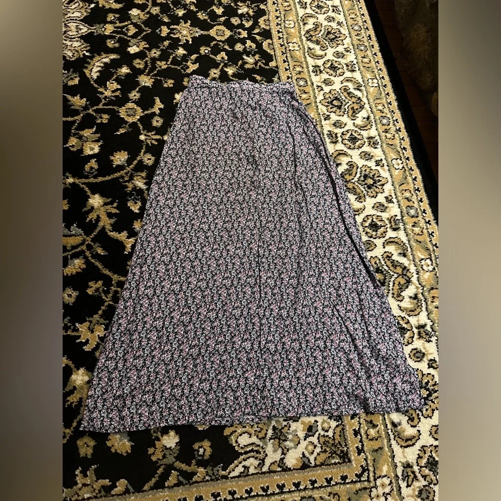 💫Free with purchase 💫Vintage studio blue floral print midi skirt. Size S. - Picture 4 of 8